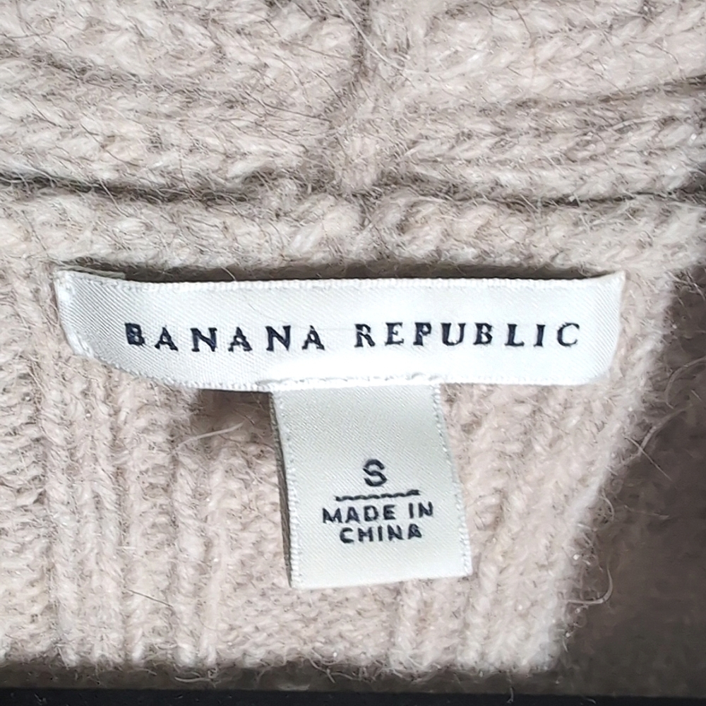 Banana Republic Small Tan Luxurious Wool & Alpaca Blend Faux Wrap Knit Sweater - Picture 2 of 13